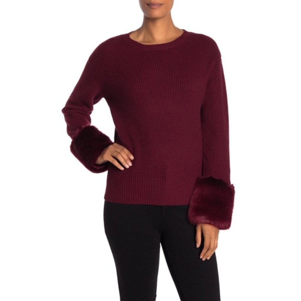 Love Token Faux Fur Cuff Knit Sweater in Wine